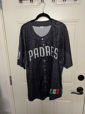 Black Men's Baseball Jersey with Mexican Flag Patch